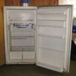 Пустой холодильник