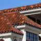 Черепичные крыши: роскошь или традиция?